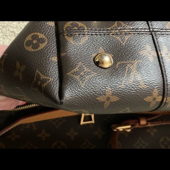 Louis Vuitton Meile Hobo Crossbody Handbag - Picture 6 of 8